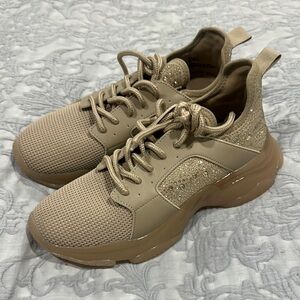 Steve Madden Tan Sneakers Knit Upper Low-Top